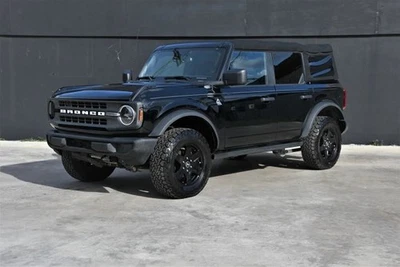 Ford Bronco 2023 Black Diamond deportivo utilitario 4P Foto 1 de 4