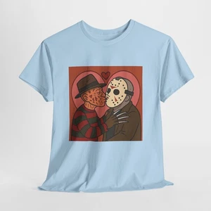 T-shirt Freddy Kissing Jason unisex cotone amore non muore mai coppia horror Halloween - Foto 1 di 157