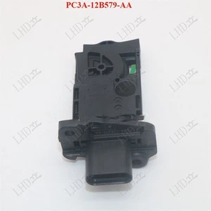 Mass Air Flow Meter Sensor PC3A-12B579-AA For Ford Transit Custom Kasten New - Picture 1 of 6