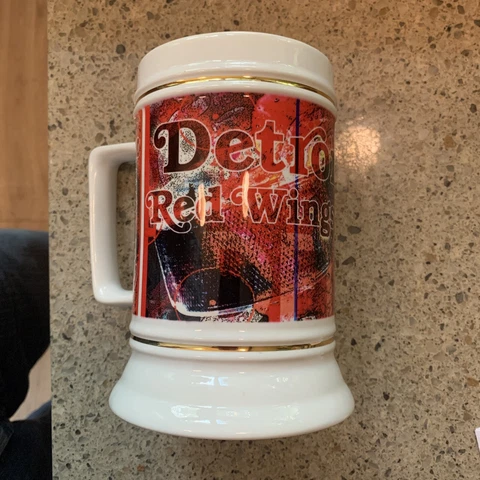 Detroit Red Wings 2003 Stein Tankard Mug NHL Hockey Rules Ceramic Appears New Cover