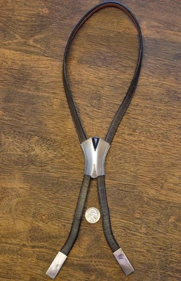 ЮГО-ЗАПАДНЫЙ СТИЛЬ ОЧЕНЬ ИНДИВИДУАЛЬНЫЙ ДИЗАЙН ГАЛСТУК-БОЛО ИЗ ЧИСТОГО СЕРЕБРА И ЛАЗУРИТА - Изображение 1 из 4