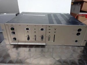 TOA VM-1060A Wzmacniacz mieszany mixer amplifier wzmacniacz wzmacniacz nieprzetestowany - Zdjęcie 1 z 2