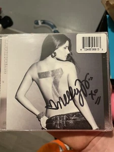 LIMITED EDITION NELLY FURTADO 7 STANDARD CD MIT HANDSIGNIERTER KUNSTKARTE VORBESTELLUNG - Bild 1 von 1