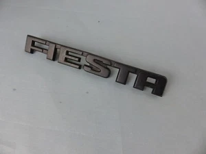 FORD FIESTA sigle emblème monogramme insigne logo badge coffre hayon en ALU - Picture 1 of 2