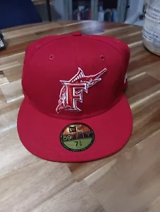 New Era 59Fifty Cooperstown Florida Marlins 1997 World Series Hat 7 5/8 Red/Whit - Picture 1 of 6
