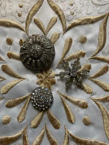 3 Antique/Vintage Pasted Stone Buttons - Picture 1 of 7