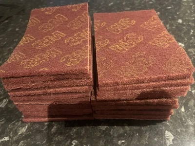 3M 7447 Scotch Brite общего назначения темно-бордовый ручной подушечка 20 упаковка 13,5 см X 20 см - Изображение 1 из 4