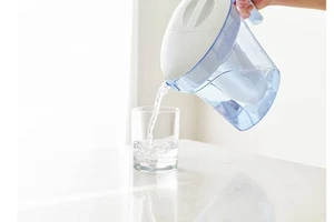 Jarra de filtración de agua Zerowater 7 tazas 5 etapas certificada IAPMO para reducir el plomo - Imagen 1 de 4