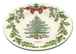 Spode Christmas Tree 2002 Annual Collector Plate Holly and Berries England - Picture 1 of 2