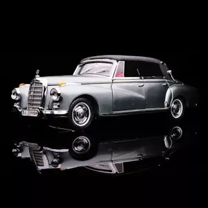Seeker 1:64 Mercedes Benz 300D Convertible Soft Top Collection Diecast Car Model - Picture 1 of 10