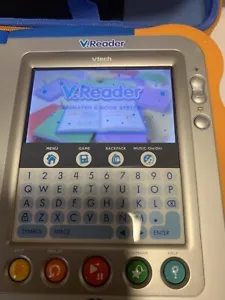 VTech V Reader animiertes eBook mit Aufbewahrungsrucksack und 4 Patronen - Bild 1 von 12