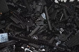 Lotto 200 pezzi Lego neri piastrelle pendenze mattoncini specialità città sfuso - Foto 1 di 7