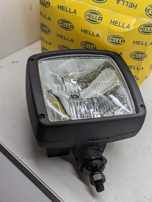New Hella 12v Headlight 1SA996120851 - Image 1 of 2