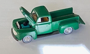 Racing Champions Mint Motor Trend #133 1948 Ford Pickup 1:64 Diecast - Picture 1 of 6