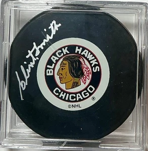 Clint Smith autographed Chicago Blackhawks Original 6 Puck / AJS COA - Picture 1 of 2