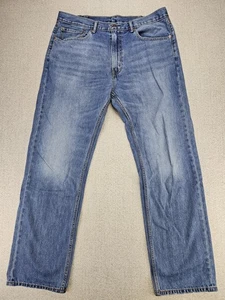 Levi's 505 Men's Size 38X32 Medium Wash Blue Denim Straight Leg Jeans - Picture 1 of 7