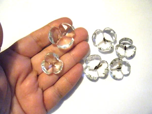 Selling Individually 7/8" Pretty Vintage 1930s Faceted Crystal Pansy Button - Picture 1 of 6