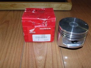 Honda Piston original (0,50) parte #13103-889-010 nuevo de lote antiguo. - Imagen 1 de 4