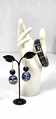 JUEGO DE PENDIENTES Y PULSERA CHICOS AZUL Foto 1 de 4