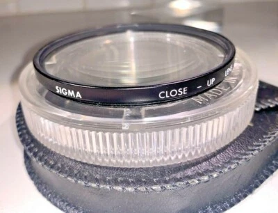 Sigma 72mm Close-up Lens / Filter, Japan-made with case - Image 1 of 4