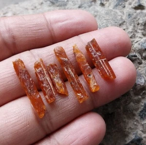 30 Ct 14 To 27 MM Natural Orange Color Kyanite Raw Rough Pencil Shape 6 PCS Lot - Picture 1 of 24