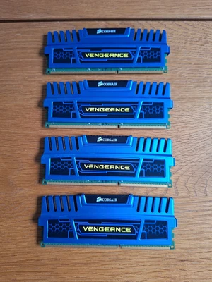 CORSAIR - RAM 16Go DDR3-1600 VENGEANCE - (Lot de 4x4Go = 16Go) - Photo 1/3