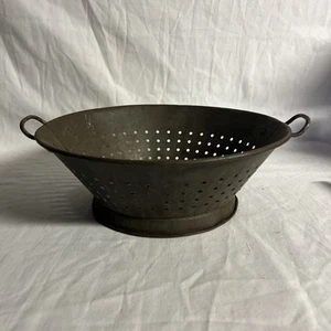 Antique Tin Metal Rustic Handled Colander Kitchen Tool Sieve Decor 10” - Picture 1 of 7