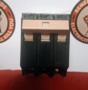 SCHNEIDER-HAMMER CH330 30 AMP 3-polig 240 V Leitungsschutzschalter VERSAND AM SELBEN TAG - Bild 1 von 2