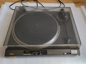 Technics SL-QX200 Quartz Locked Direct Drive Turntable & Lid - Picture 1 of 15