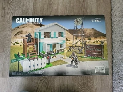 Mega Bloks Call of Duty Nuketown #CYR73 Collector series -  HTF New & Sealed - Image 1 of 4