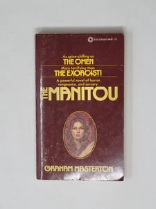 GRAHAM MASTERTON 1ST US PB EDITION - The Manitou 1976 (Paperbacks From Hell) - Foto 1 di 4