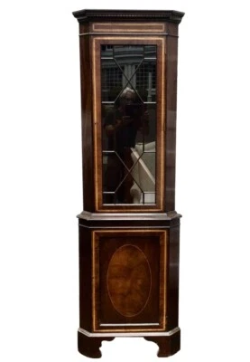 Gabinete de esquina vintage de caoba con incrustaciones de madera satinada estilo Jorge III Foto 1 de 4