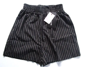 Pretty Little Thing SHORTS Size US 0 Elastic Waist Pull-On 3" Inseam Pinstripe - Picture 1 of 12