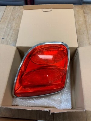Luz trasera derecha Bentley Continental Flying Spur velocidad OEM Foto 1 de 3