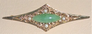 Antique filigree design brooch in 14K yellow gold with apple jade and pearls - Picture 1 of 2