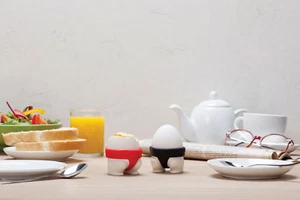 Peleg Design - Sumo Eggs - 2er Set Eierbecher - Sumo Eggs - Egg cup Set of 2 - Bild 1 von 4