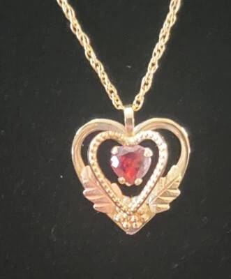 Black Hills Gold 10k Garnet Raised Heart Leaves Pendant 18" Chain - Image 1 of 4