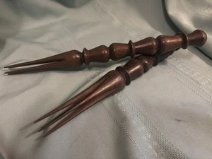 Par de horquillas de madera dura ÚNICAS... ¿tribal? caníbal? - Imagen 1 de 8