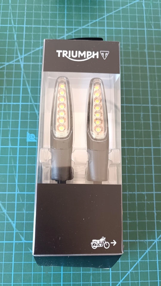 Triumph Scrolling Indicator Kit LED Lauflichtblinker Paar (A9838177)