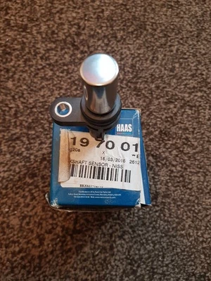 419700141 brand new nissan crankshaft sensor - Image 1 of 3