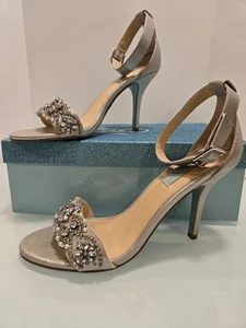 Blue by Betsey Johnson Women's Sb-Gina Dress Sandal Heels In Silver, Size 8 Used - Picture 1 of 23