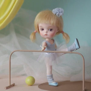 7 Zoll Mini 1/8 BJD Puppe SD süß Mädchen Ball Gelenk nackte nackte Körperaugen Gesicht Make-up - Bild 1 von 9