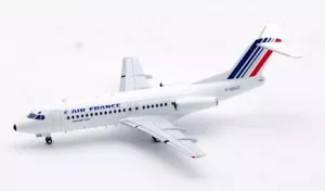 Air France / Fokker F-28-4000 / F-GDUZ / B-28-AF-UZ / 1:200 - Foto 1 di 10