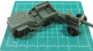 Vintage TIM-MEE TOYS U.S. ARMY JEEP AND HOWITZER CANNON Made in Aurora, ILL USA - Picture 1 of 10