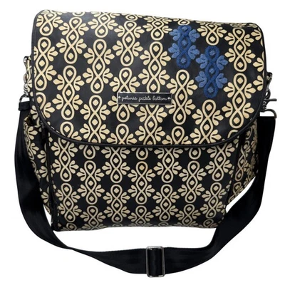 Mochila cuadrada con parte inferior de pepinillo de petunia bolsa de pañales negra tostada lona esmaltada floral Foto 1 de 4