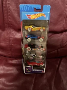 Hot Wheels HW Glow Wheels paquete de 5 nuevo en paquete - Imagen 1 de 3