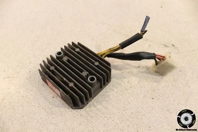 Honda V65 Sabre VF1100 S 1984 rectificador regulador de voltaje VF 1100 VF1100S 84 Foto 1 de 4