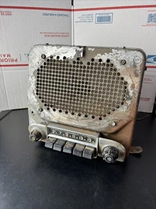 1949 1950 1951 PONTIAC Chieftain 894570 B30-A RADIO - Picture 1 of 16