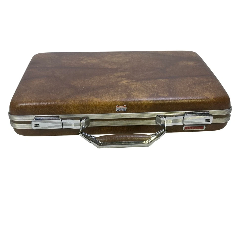 American Tourister Escort Vintage 1970's Hard Shell Briefcase/Attache Case - Image 1 of 4