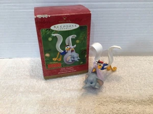 Hello Dumbo 2001 Hallmark Andenken Ornament 60th Anniversary Disney - Bild 1 von 17